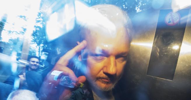 Свят Асандж Не искам екстрадиция в САЩ Основателят на Уикилийкс