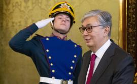  <p>Сакндал - президент употребява Фотошоп, с цел да е по-млад и красив</p> 