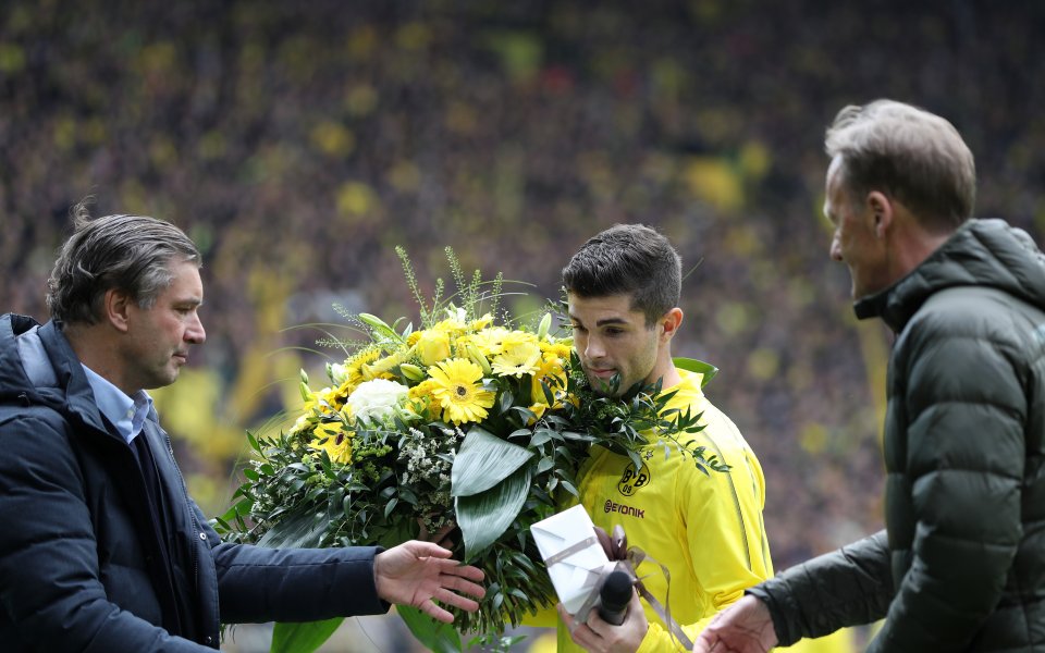 Привържениците на Борусия Дортмунд се сбогуваха подобаващо с един от