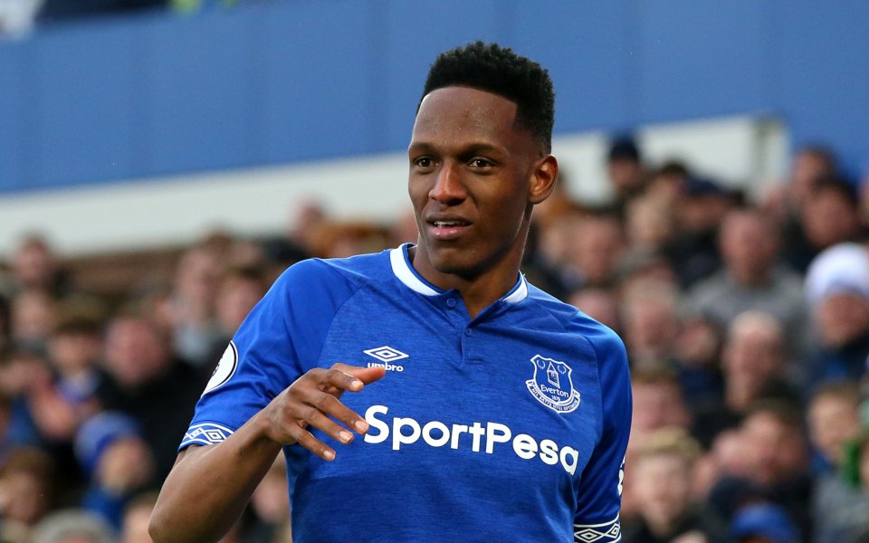 Футболната асоциация на Англия обмисля разследване срещу бранителя на Евертън