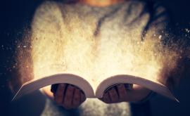  <p><strong>Не сте имали детство,</strong> в случай че не познавате този човек</p> 