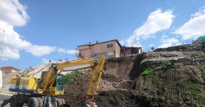 България Срутване върху нов булевард във Варна За щастие няма