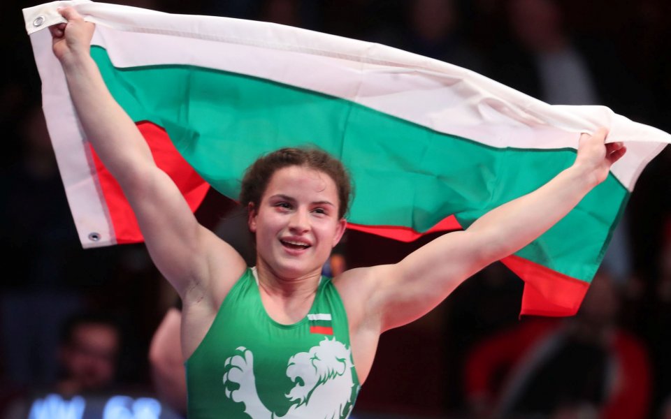 COVID-19 спря Биляна Дудова за световната купа по борба