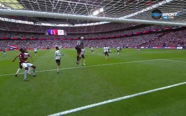 Вратарят на Дарби Каунти Кели Руус бе с основна заслуга