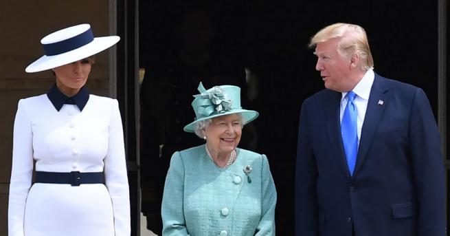 Свят Тръмп и Мелания при кралицата скандал преди кацане Американският