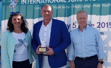 Гръцката атлетическа федерация SEGAS награди Добромир Карамаринов първи вицепрезидент на