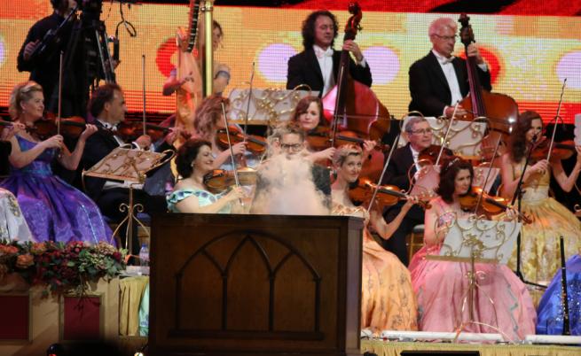  Франк Стейнс 