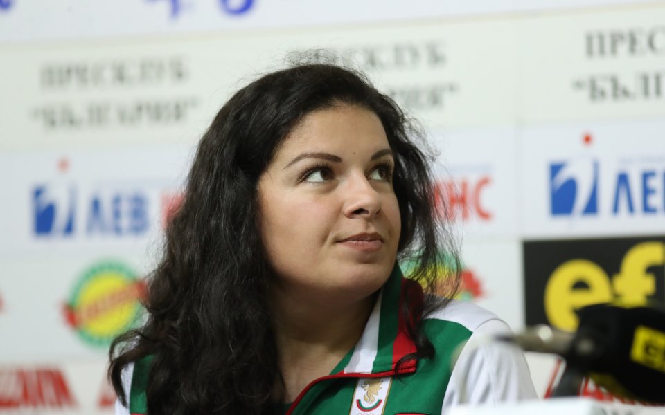 Седмица преди да отпътува за Вторите европейски игри в Минск,