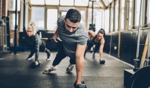 Разрешиха колективните спортни занимания на закрито