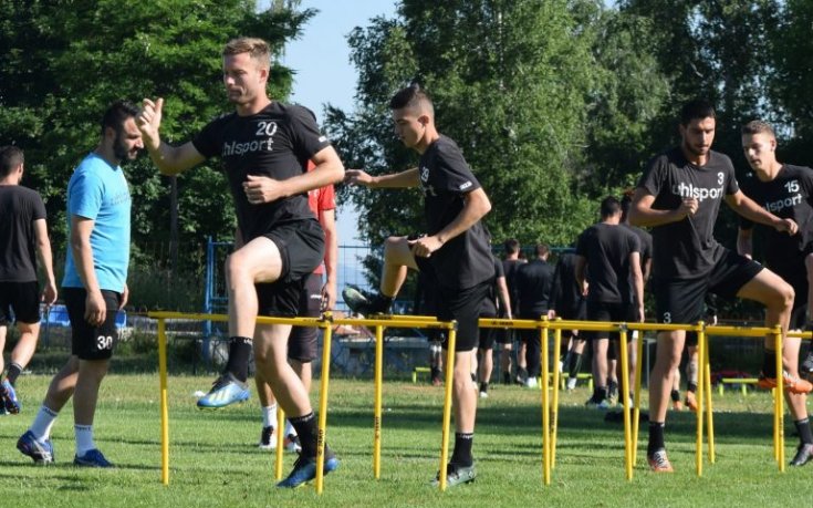 Уулвърхамптън съди БФС?