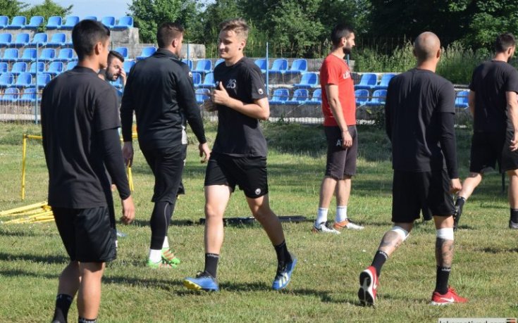 Локо Пд ще играе в Самоков