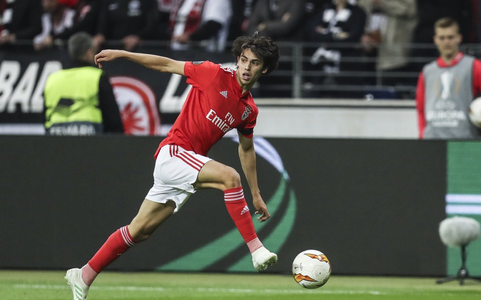 Испанският Атлетико Мадрид ще обяви официално привличането на нападателя Жоао