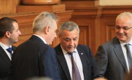  <p><strong>От 500 до 12 000 лева.</strong> санкция за звук на открито&nbsp;</p> 