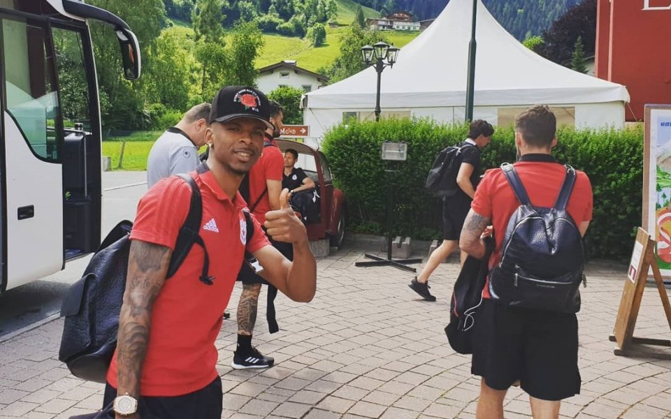 ЦСКА вече е в Австрия и се настани в хотелския