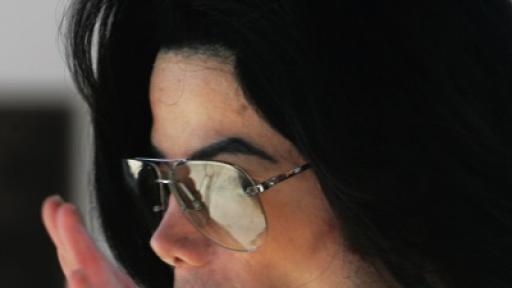  Майкъл Джаксън 