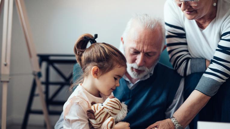 5 чудесни причини да заведете децата си при баба и дядо това лято