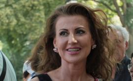  <p>Илиана Раева в <strong>перфектна&nbsp;форма&nbsp;на плажа</strong> (СНИМКИ)</p> 