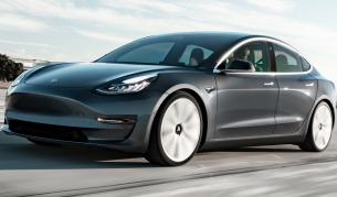 <p>По 280 броя дневно Tesla Model 3 в Китай</p>