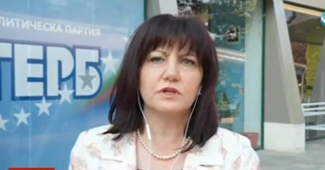 България Караянчева за оставката на Цветанов Да гледаме напред Караянчева