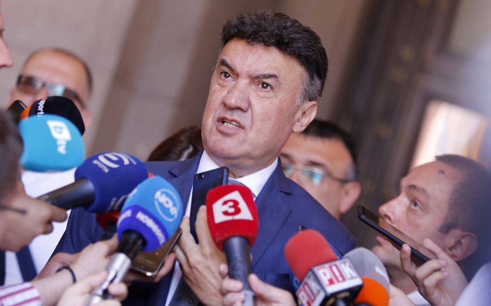 Срещата на футболните босове с премиера Бойко Борисов приключи. По-рано
