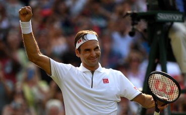 Роджър Федерер се класира на полуфиналите на третия за годината