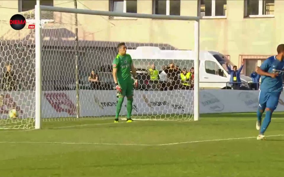 В 36-ата минута на двубоя Левски откри резултата в мача