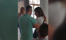  Истината за абсурда с туристите. Обв </div>

</article>
<style>
.youtube{
  width:100%;height:500px;
}
@media only screen and (max-width: 600px) {
.youtube {
    height:250px;
  }
}
</style>
<div style=