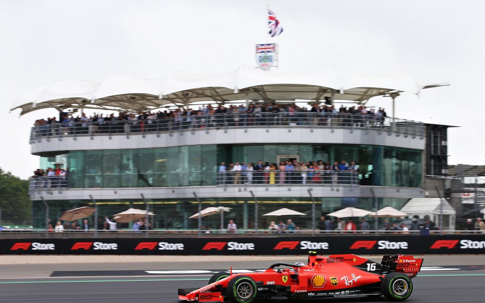 Пилотите на Ферари Шарл Льоклер и Себастиан Фетел оглавиха листата