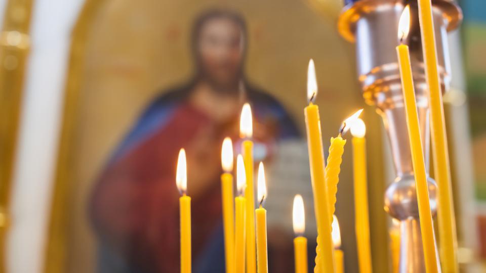 На 5 декември Източноправославната църква посвещава на светеца Св. Сава