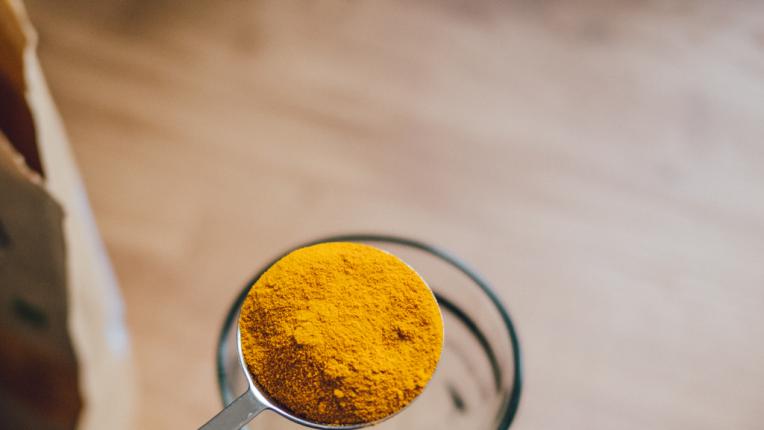  Как да се оправим с тъмните кръгове под очите 