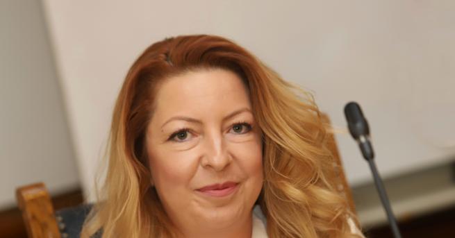 България Парламентът реши Галина Георгиева влиза в СЕМ Другият кандидат