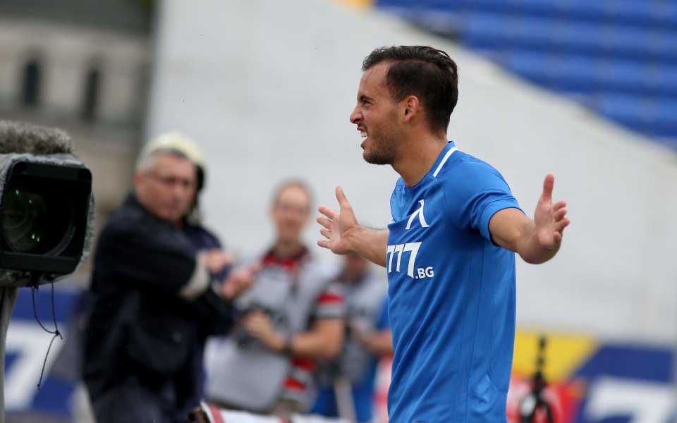 Звездата на Левски Давиде Мариани прави взривен старт на новия