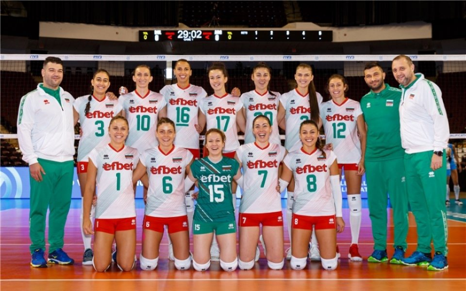 Женският национален отбор по волейбол на България, който е воден