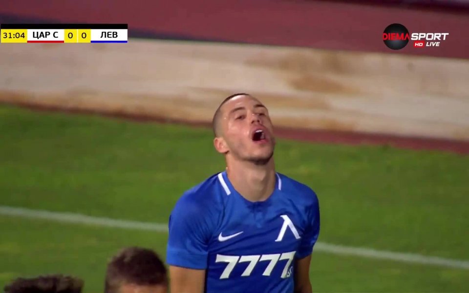 Младият талант на Левски Станислав Иванов със сигурност известно време