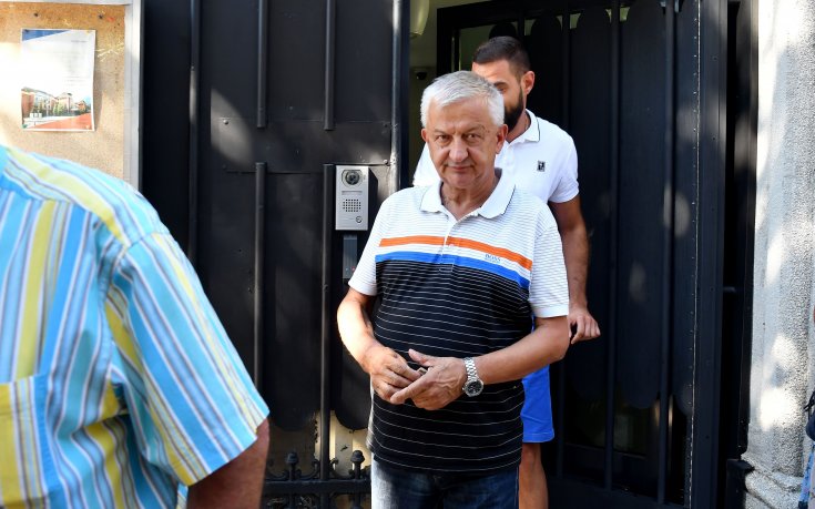 Крушарски се заяде с Левски преди мача между Локо и сините