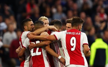 Холандският гранд Аякс продължи към четвъртия кръг на Шампионска лига