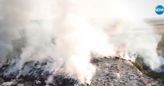 България Спрян е пожарът в Свищов сметището обгази на километри