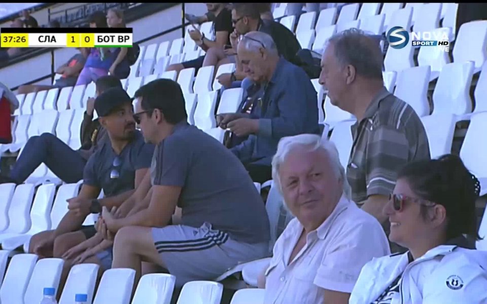 Славия поведе в резулата в 37-ата минута с гол на