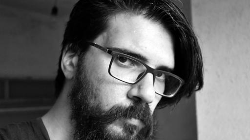  <p><strong>Явор, платното и боите</strong> - изкуството, което успокоява и обезпокоява</p> 