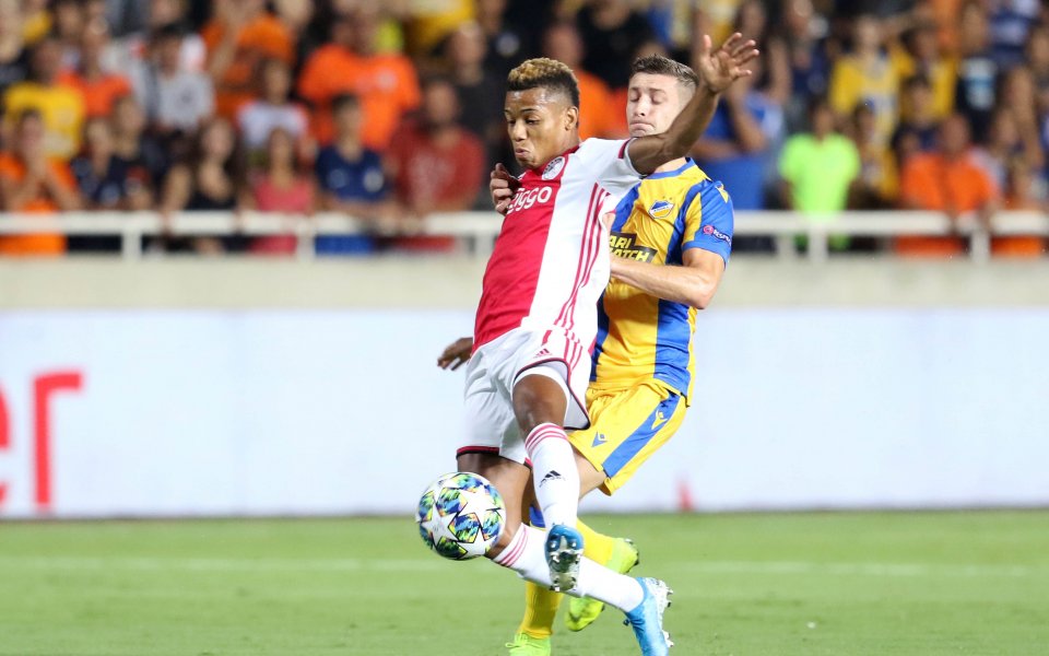 Холандският първенец Аякс Амстердам изигра доста блед мач при гостуването