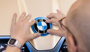 <p>BMW развенча 100-годишен мит</p>