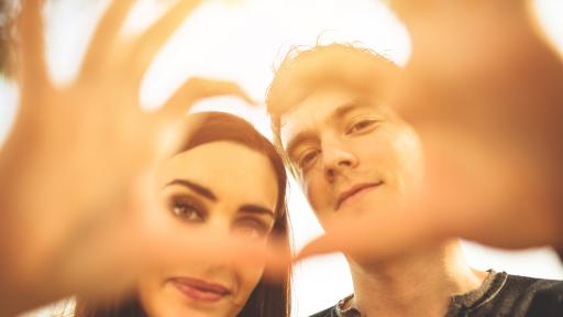  <p><strong>7 супер идеи</strong> за рожден ден, с които да изненадате половинката</p> 