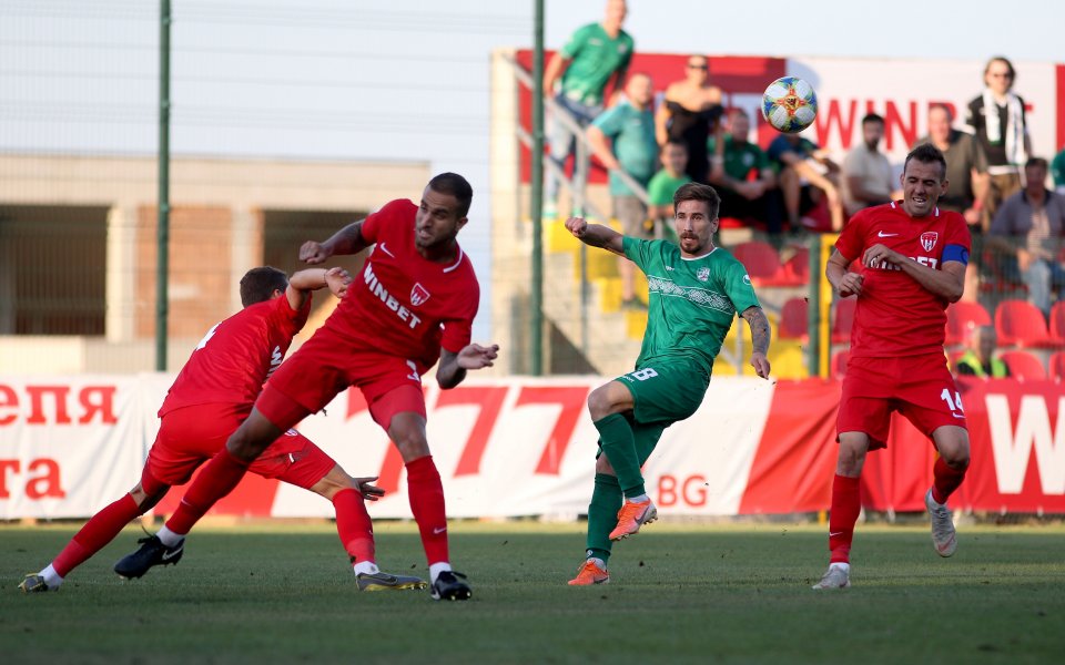 СТК към БФС официално отложи срещата от 12 кръг на