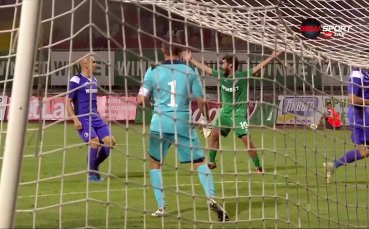 Валери Домовчийски отбеляза своя втори гол в мача от дузпа