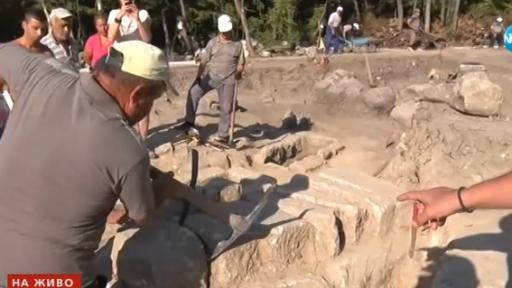  Още разкрити гробове на Перперикон, секрети находки от свещения град 