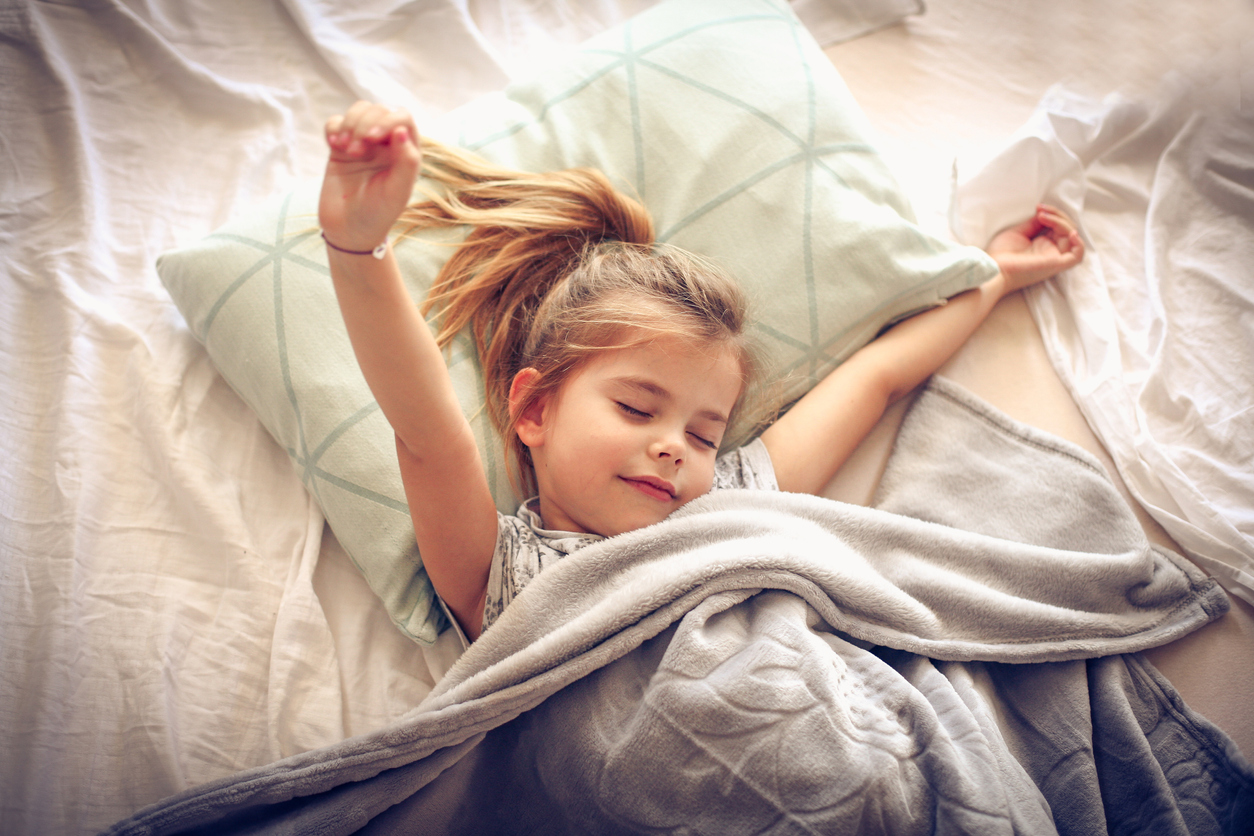 <p><strong>Почивка</strong></p>

<p>Преди лягане не позволявайте на детето достъп до телефон, компютър, видеоигри и прочие, както и друг вид физическа активност.</p>

<p>Душът също помага за отпускане на тялото и по-лесно заспиване.</p>