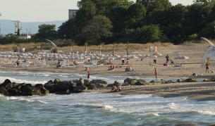 <p>Близо 800 млн. лв. са загубите на туристическия бранш през лятото</p>