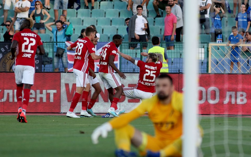 Вратарят на Левски Милан Миятович остана впечетлен от публиката на