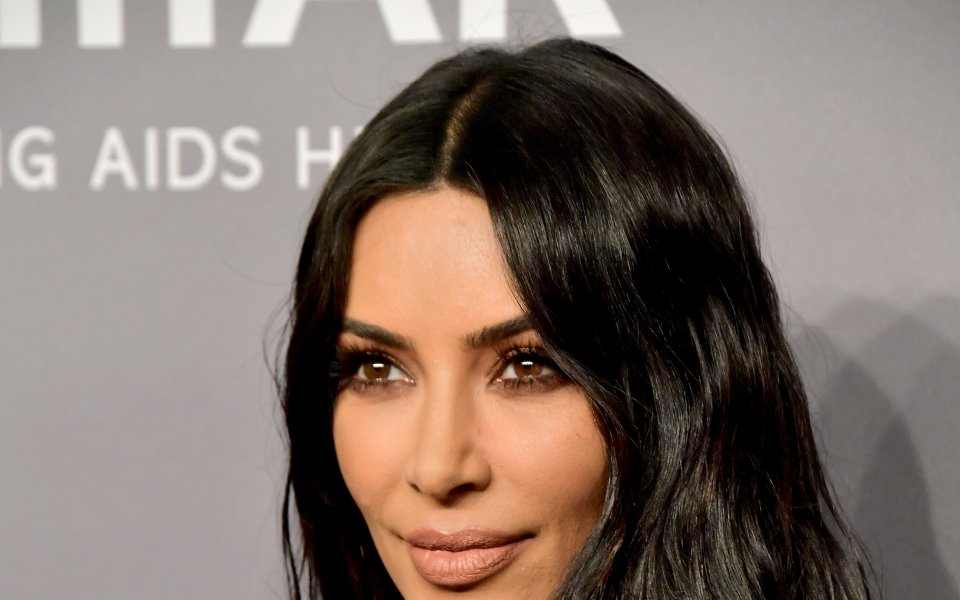 Лятото приключва. Но Ким Кардашиян все още се наслаждава на