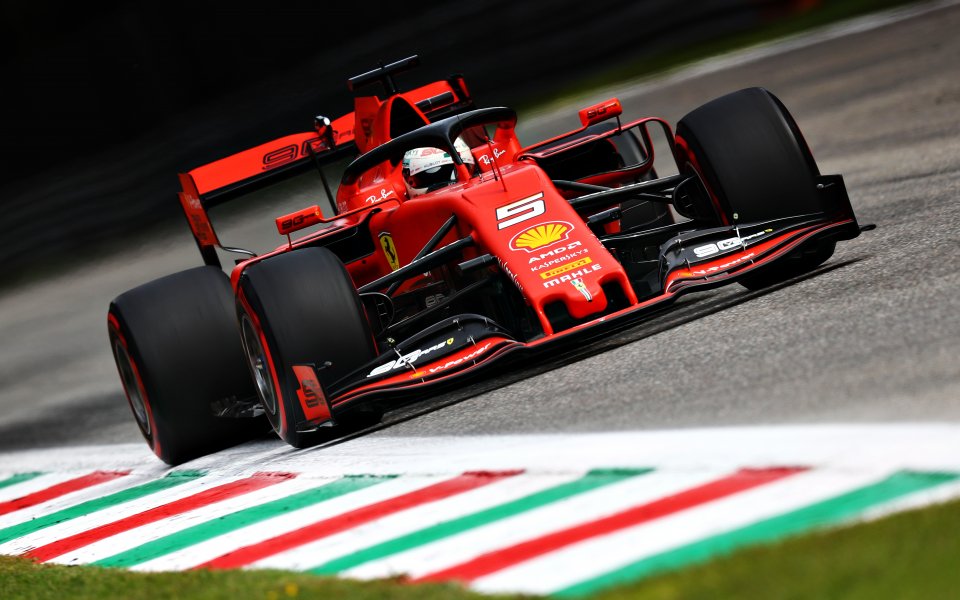 Пилотът на Ферари във Формула 1 Себастиян Фетел беше над